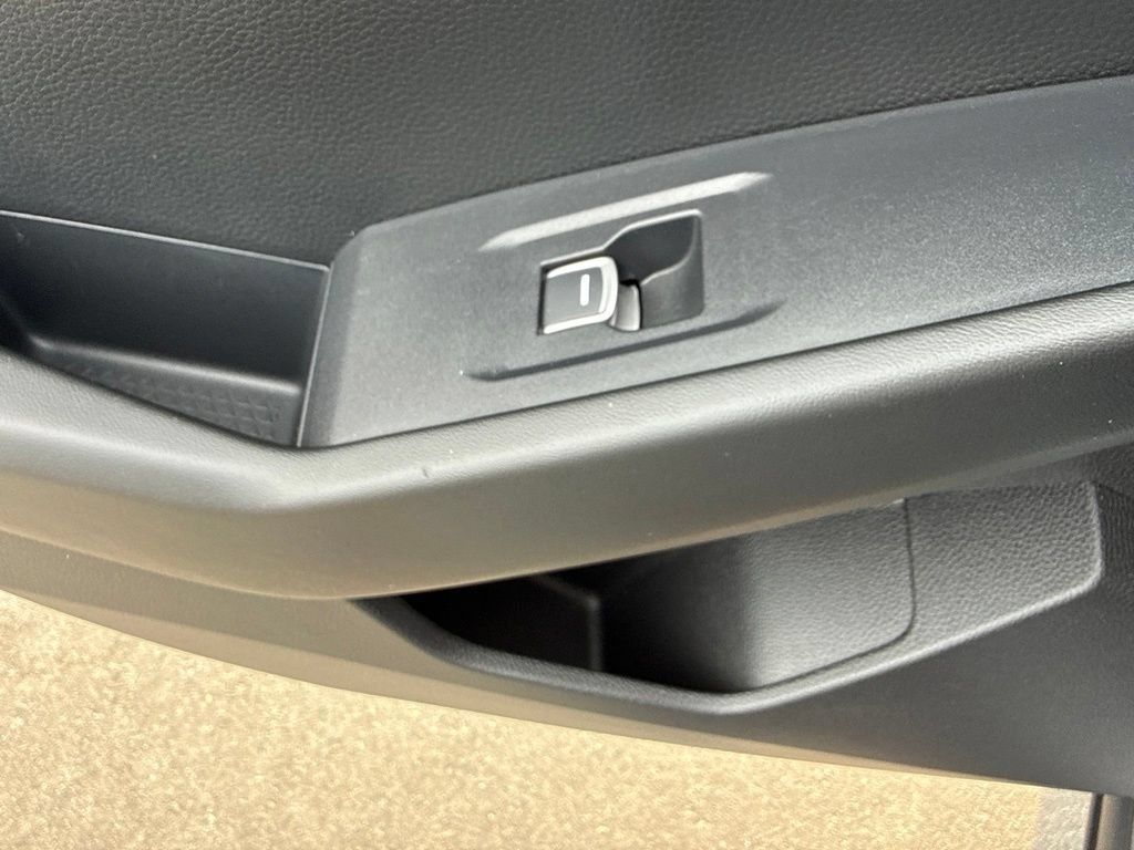Used 2024 Honda Accord EX image 11