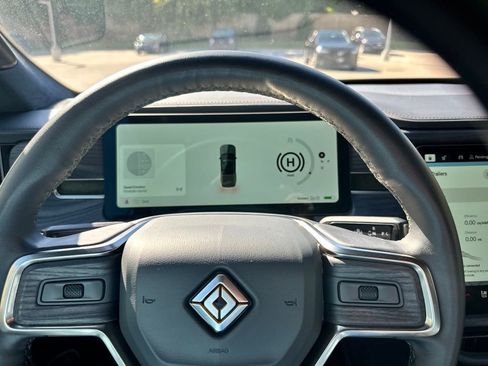 Used 2024 Rivian R1T Adventure image 25