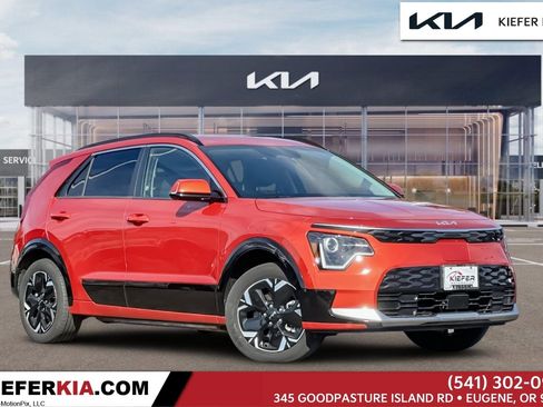 Used 2023 Kia Niro Wind w/ Wind Preserve Package image 1