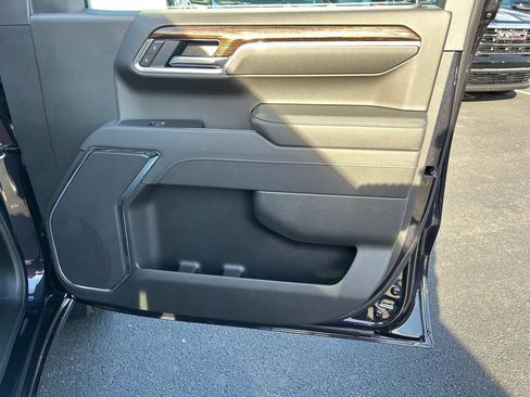 New 2026 GMC Sierra 1500 Elevation image 18