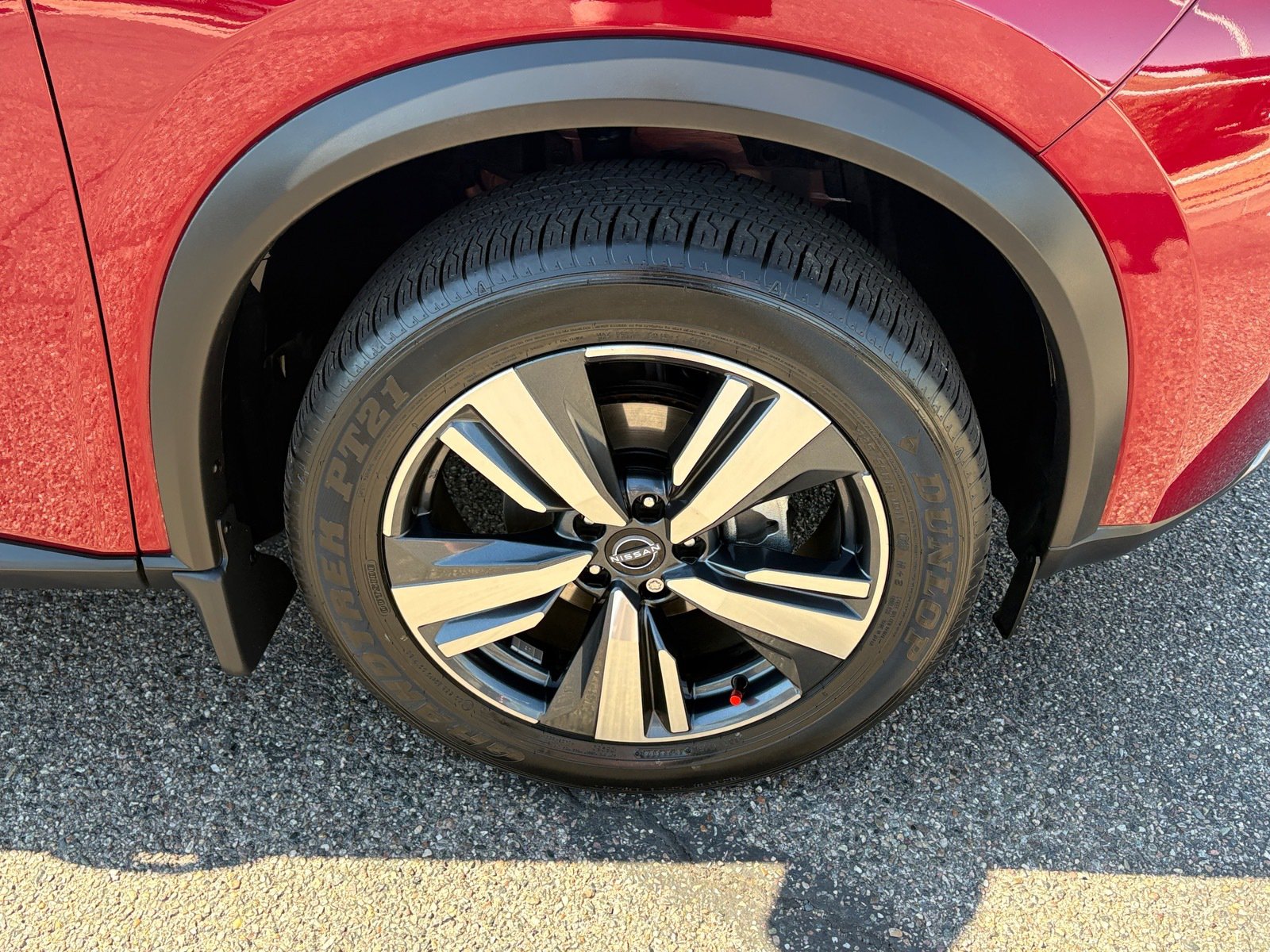 Used 2023 Nissan Rogue SL FWD image 9