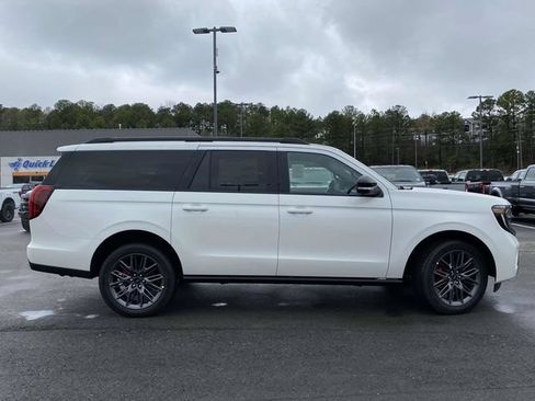 New 2025 Ford Expedition Max Platinum w/ Stealth Performance Package AWD/4WD image 2