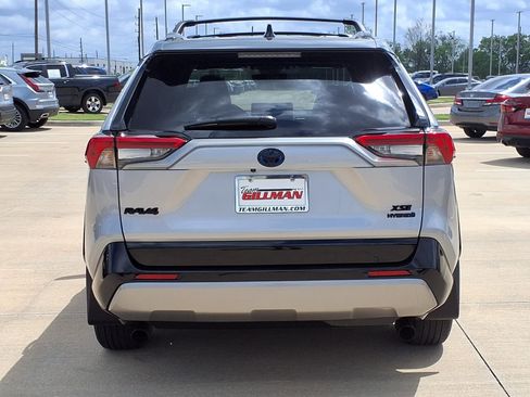 Used 2024 Toyota RAV4 XSE image 6