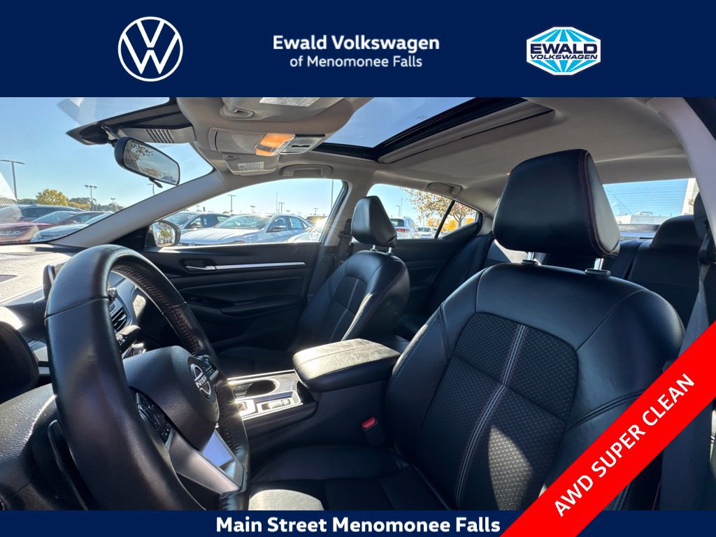 Used 2024 Nissan Altima 2.5 SR AWD/4WD image 19