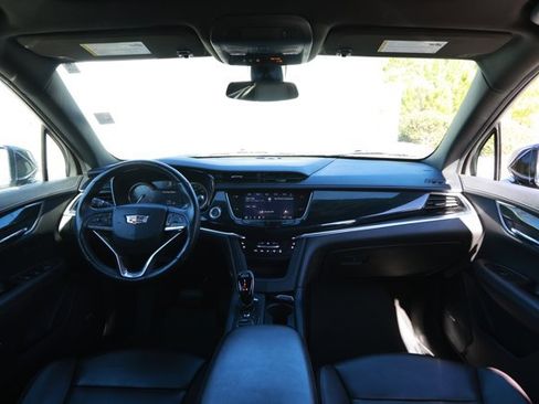 Used 2021 Cadillac XT6 Premium Luxury image 33
