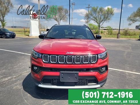 Used 2025 Jeep Compass Limited AWD/4WD image 2