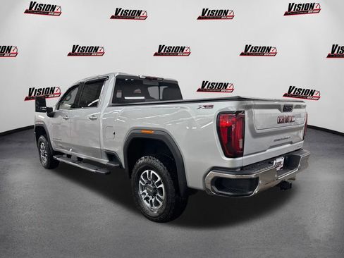 Used 2022 GMC Sierra 3500 SLT w/ SLT Preferred Package AWD/4WD image 7