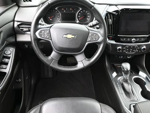 Used 2023 Chevrolet Traverse LT w/ LT Premium Package AWD/4WD image 14