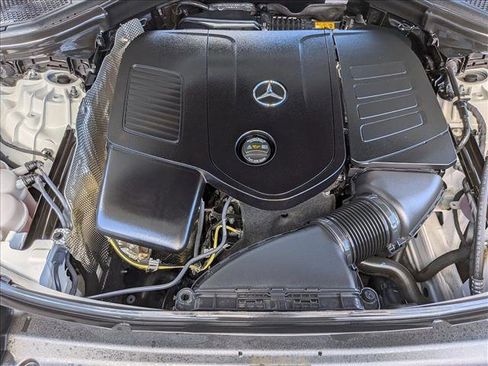 Used 2026 Mercedes-Benz GLC 300 4MATIC image 23