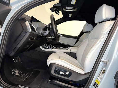 Certified 2023 BMW X7 xDrive40i w/ M Sport Package image 9