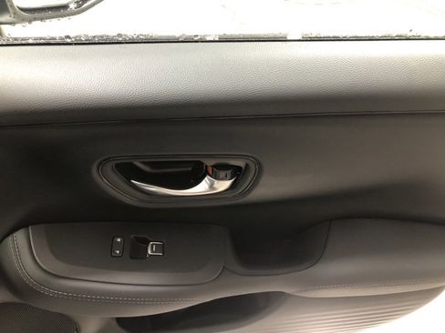 New 2026 Honda HR-V EX-L image 15