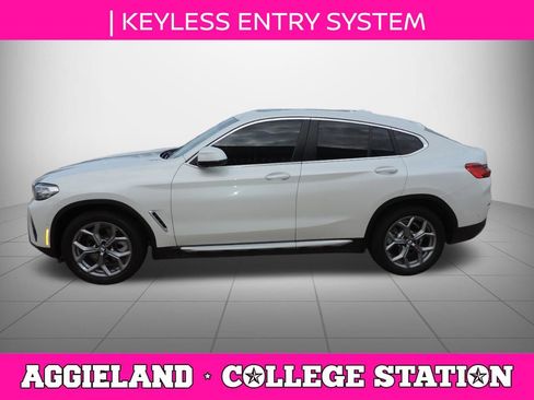 Used 2024 BMW X4 xDrive30i w/ Parking Assistance Package AWD/4WD image 7