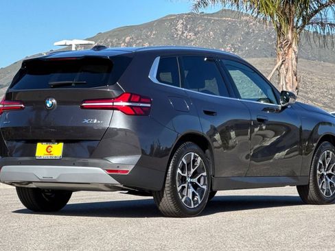 New 2026 BMW X3 xDrive30 w/ Premium Package image 3