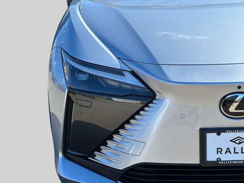 Certified 2023 Lexus RZ 450e Premium w/ Technology Package image 8