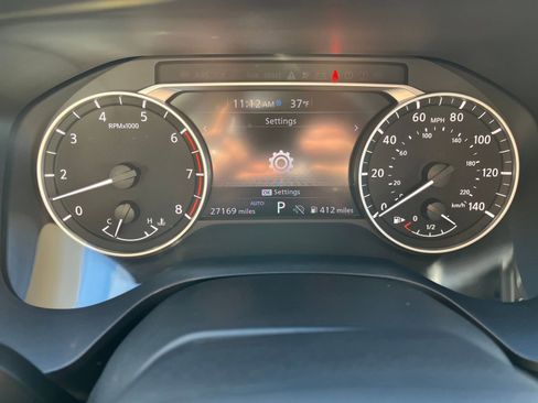 Used 2025 Nissan Rogue SV image 42