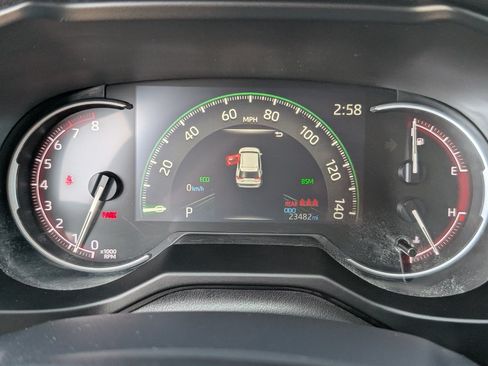 Used 2024 Toyota RAV4 XLE FWD image 19