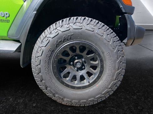 Used 2018 Jeep Wrangler Sport image 18