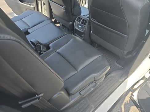 Used 2022 Honda Pilot Special Edition image 11