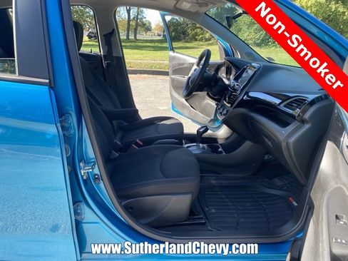 Used 2019 Chevrolet Spark LT image 15