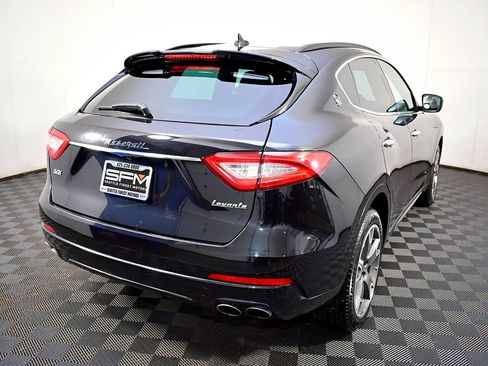 Used 2017 Maserati Levante S image 8
