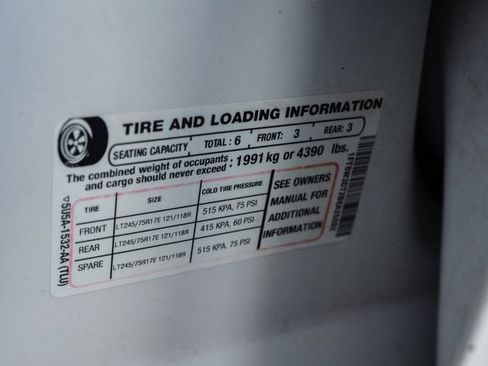 Used 2011 Ford F350 Lariat image 51