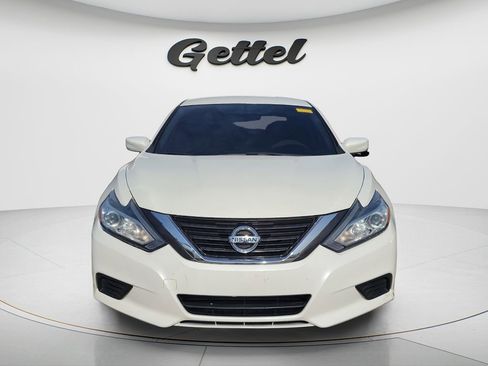 Used 2016 Nissan Altima 2.5 S w/ Power Driver Seat Package FWD image 5