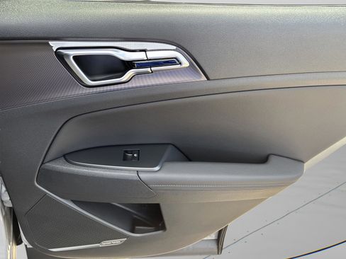 New 2026 Kia Sportage SX image 71