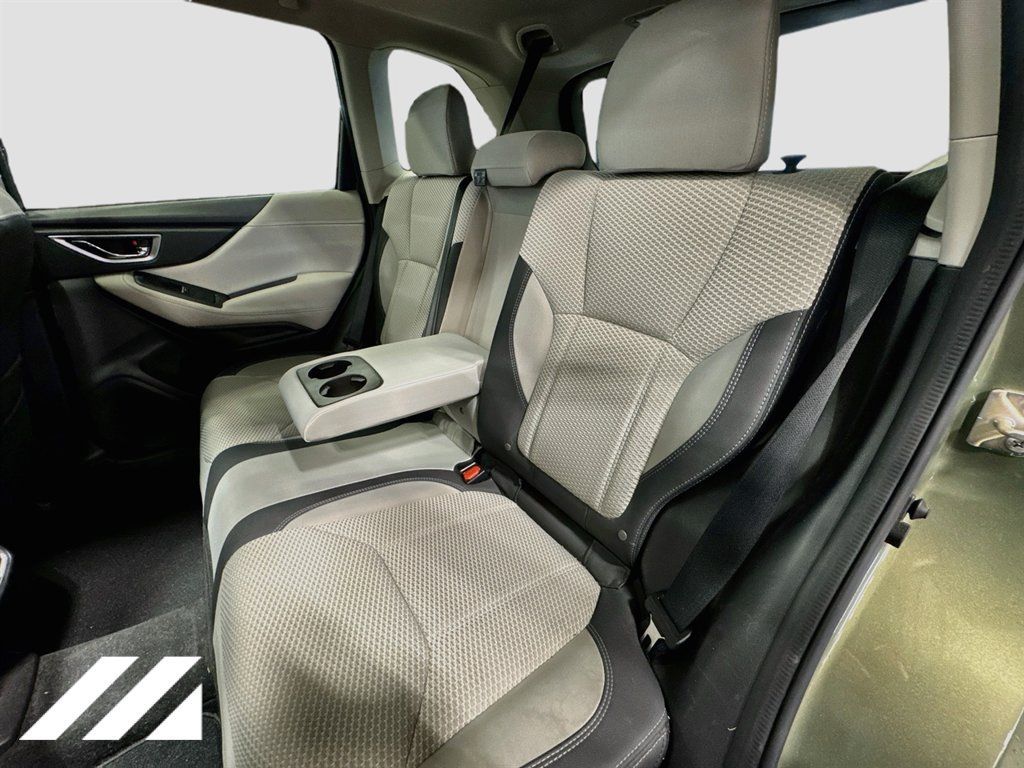 Used 2020 Subaru Forester Premium AWD/4WD image 26