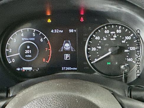 Certified 2024 Nissan Kicks SV FWD image 2