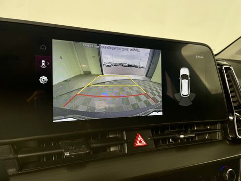 Used 2023 Kia Sportage EX FWD image 19
