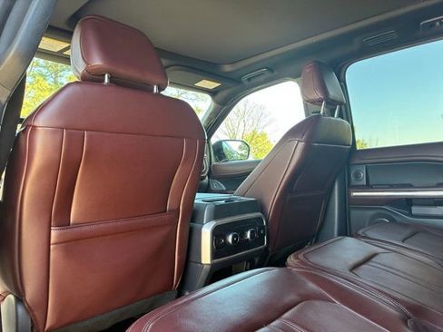 Used 2023 Ford Expedition Max Limited image 33