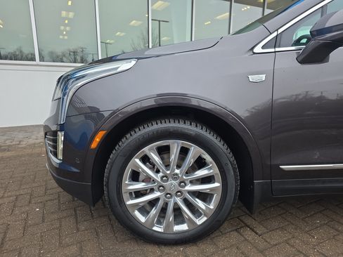 Used 2018 Cadillac XT5 Platinum w/ Driver Assist Package image 10