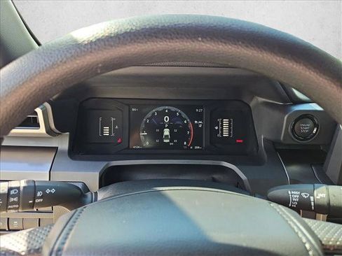 Used 2025 Toyota Tacoma SR5 AWD/4WD image 10