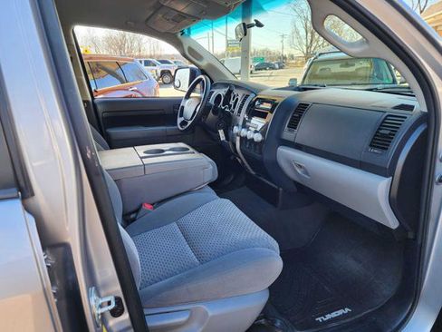 Used 2013 Toyota Tundra 4x4 Double Cab w/ Tow Pkg image 18