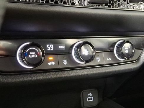 Used 2024 Honda HR-V LX image 17