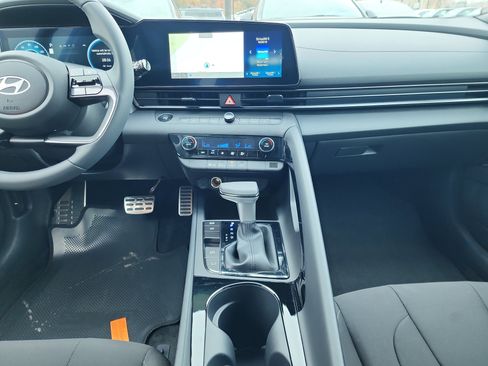 New 2026 Hyundai Elantra Sport image 10