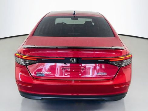 Used 2025 Honda Accord Sport image 7