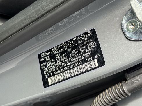 Used 2023 Hyundai Kona SE w/ Cargo Package image 7