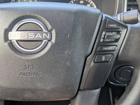 Used 2024 Nissan Frontier SV w/ Technology Package RWD image 20
