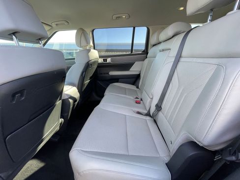 Used 2025 Hyundai Santa Fe SEL image 27