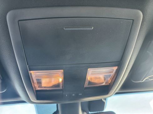 Used 2023 Dodge Challenger R/T w/ Blacktop Package image 18