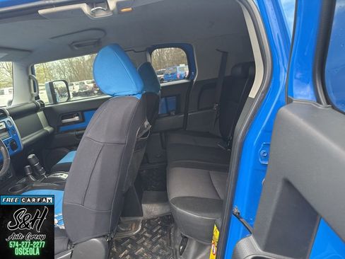 Used 2008 Toyota FJ Cruiser 4WD image 10