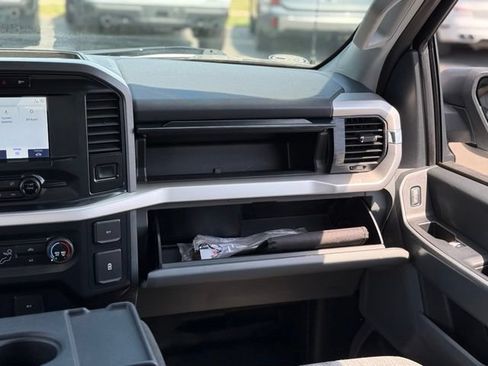 Used 2021 Ford F150 XLT AWD/4WD image 25