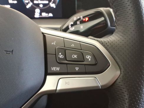 Used 2026 Volkswagen Tiguan SE R-Line AWD/4WD image 14