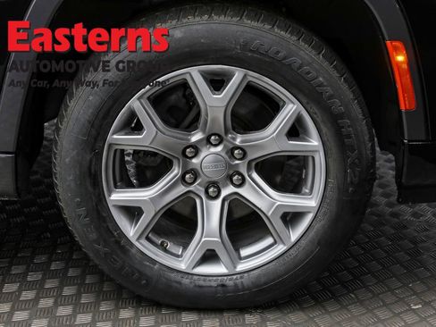 Used 2022 Jeep Wagoneer Series II image 31