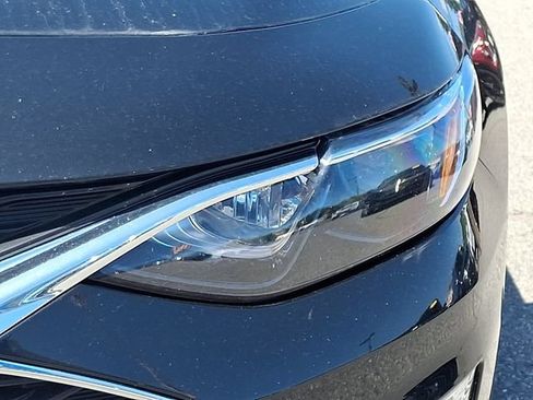 Certified 2025 Chevrolet Malibu LT FWD image 9