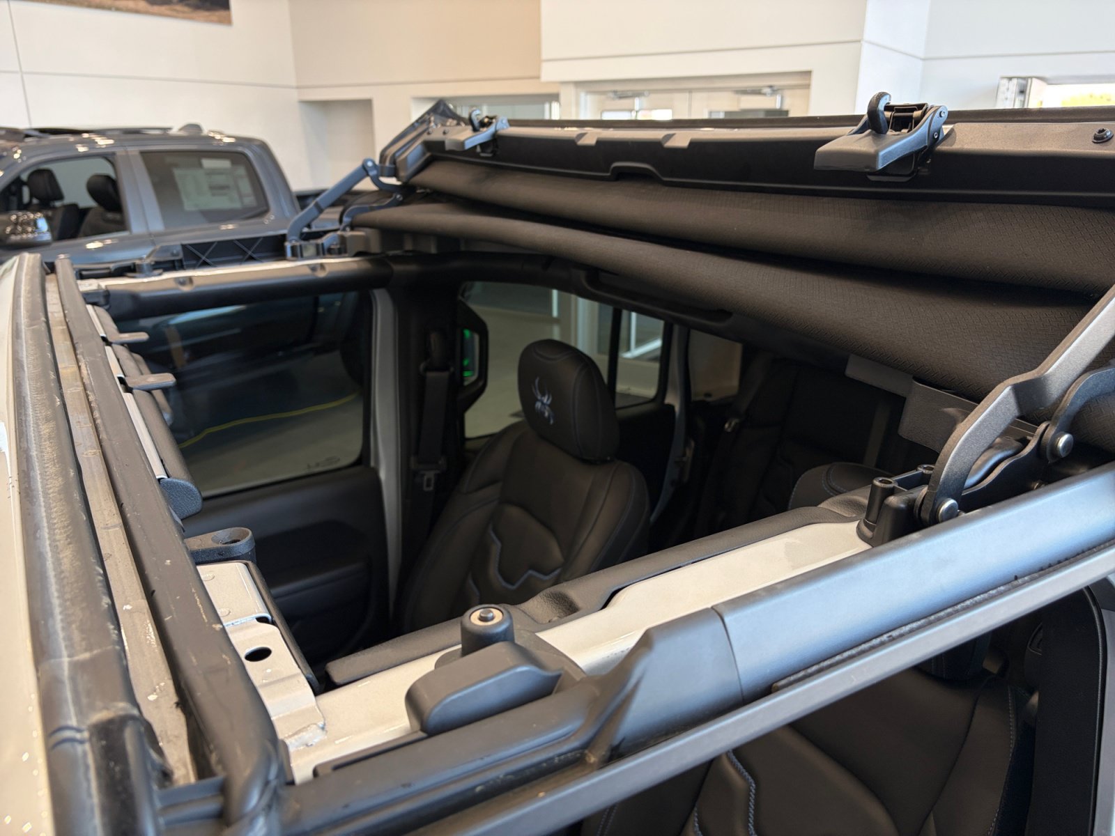 Used 2022 Jeep Gladiator Sport AWD/4WD image 31