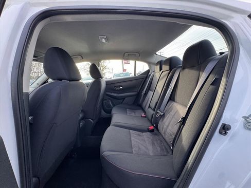 Certified 2023 Nissan Sentra SR w/ Trunk Package image 11