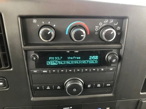 Used 2020 Chevrolet Express 2500 LS image 16