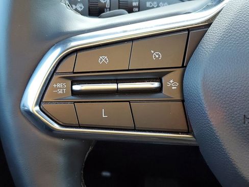 Used 2024 Chevrolet Equinox LT image 11